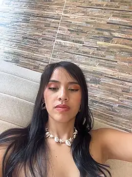 Mia-villalobos online show from April 1, 4:37 pm