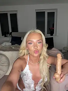 Naughtyblondex online show from March 20, 11:53 pm