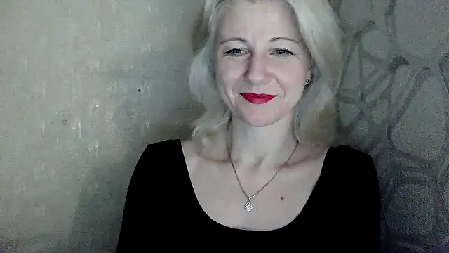 Katerina-Kissa online show from April 7, 6:10 pm