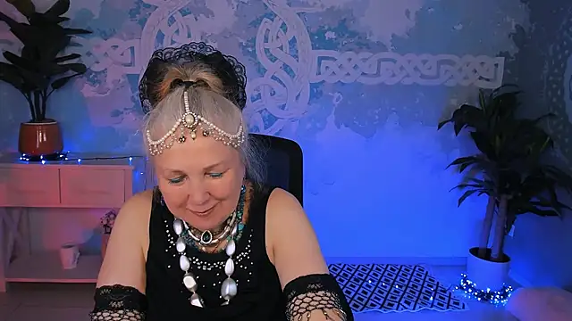 LilaMaharani online show from April 15, 1:22 pm