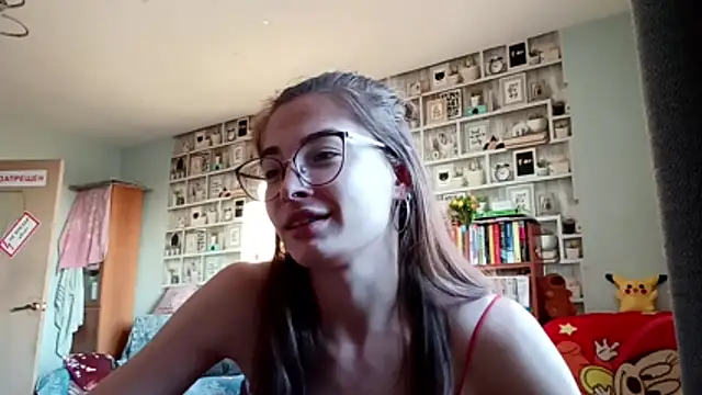 JInaMillsap online show from April 15, 9:21 am