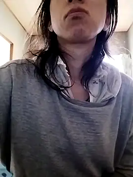 mako7612 online show from March 11, 6:50 am