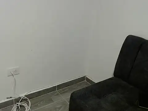 NataliaBlonde online show from April 22, 11:57 pm