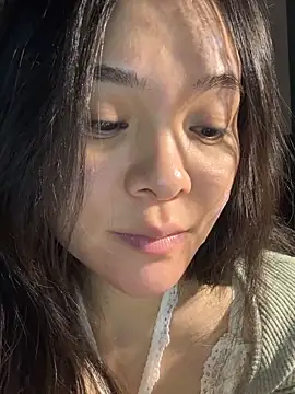 hot soft22 online show from March 3, 7:09 pm