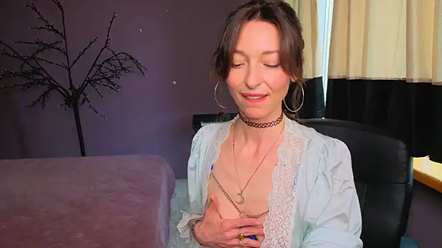 Kate Millersi online show from June 25, 11:56 am