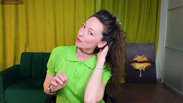 Kate Millersi online show from July 30, 11:44 am