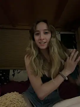 Vainillayfresa online show from March 2, 5:52 am