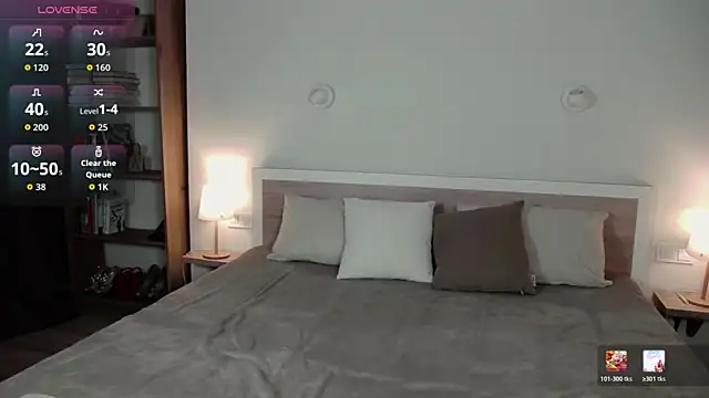 HermioneMoon online show from April 26, 1:42 pm