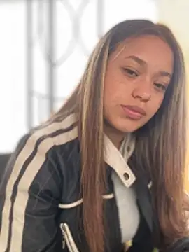 Baby Pink Love online show from April 7, 5:15 pm