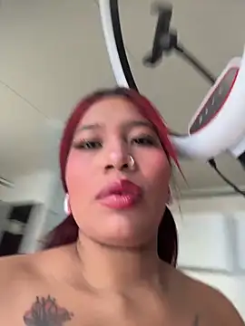 Cherry Charlottee online show from April 9, 7:30 pm