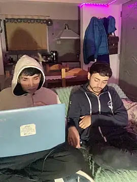 Lucasss2204 online show from March 28, 5:18 am