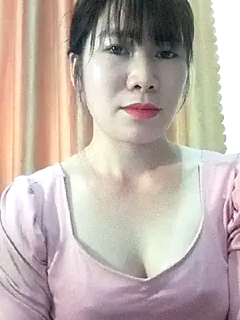 Bondgirl 9 online show from April 11, 5:35 am