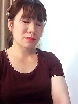 Bondgirl 9 online show from March 21, 7:08 pm