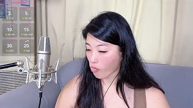 Tavie1744 online show from April 13, 11:49 pm