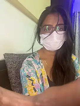 nikki catz online show from March 30, 5:23 pm