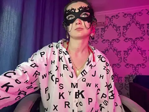 Alina-Moon online show from April 1, 6:03 am