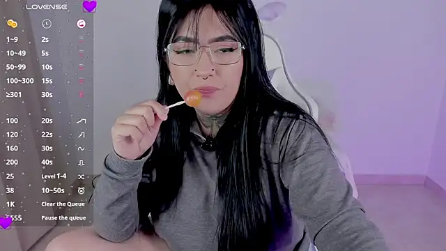 heeyy kitty online show from April 9, 1:49 pm