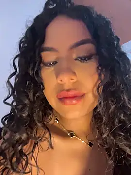 AmeliaAndersson online show from April 10, 9:21 pm