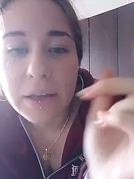 beluve l online show from April 9, 4:56 pm