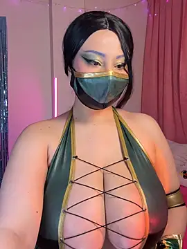 Andrea Bloomix   online show from April 8, 4:20 pm