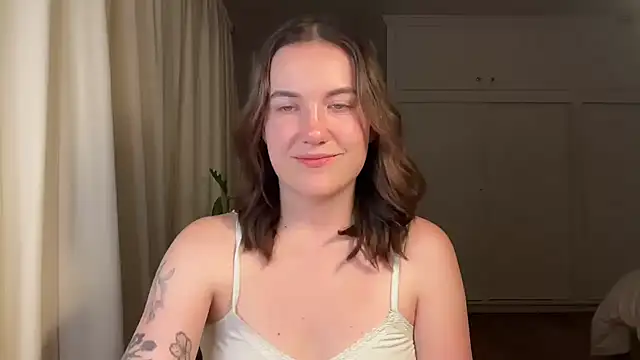 summerxo online show from April 18, 2:47 am