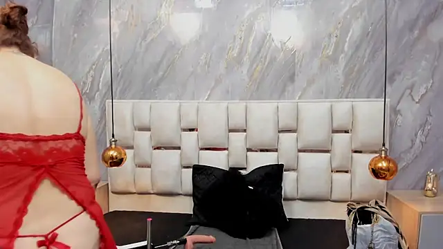 Milf Drip online show from June 5, 12:00 pm