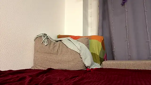 EunTurton online show from April 11, 12:28 am