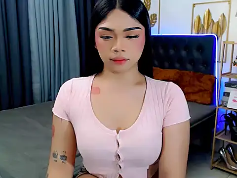 dominantrix ava online show from April 17, 4:36 am