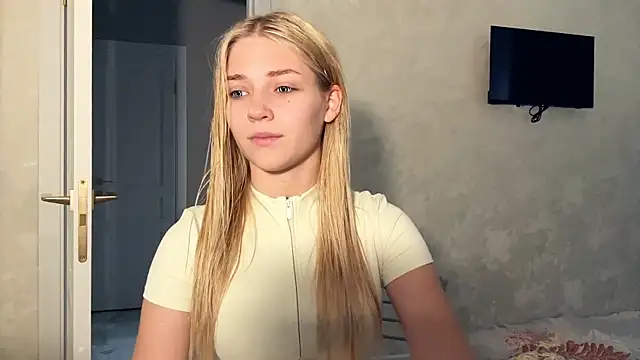 Barbie Steph online show from April 4, 1:10 pm