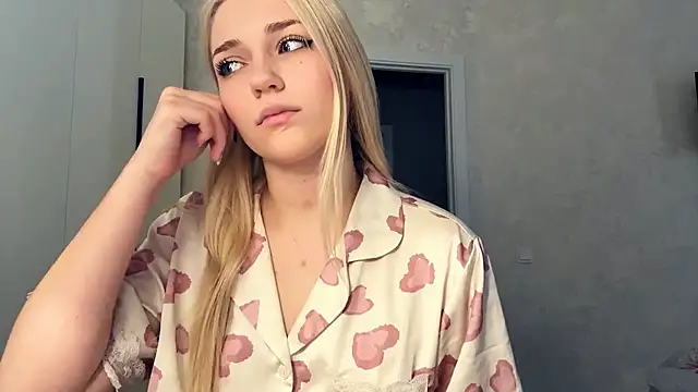 Barbie Steph online show from March 30, 1:54 pm