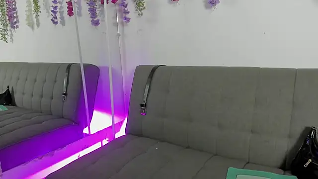 Petite Artemis online show from March 28, 1:38 am