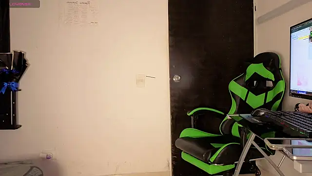 yukioprincess online show from March 7, 7:54 pm