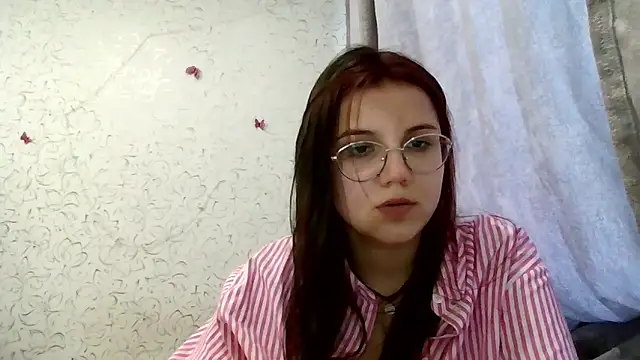 Aurora Breeze online show from April 1, 1:41 pm