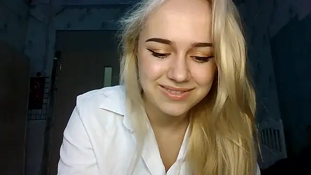 Barbie   girl online show from March 21, 9:14 am