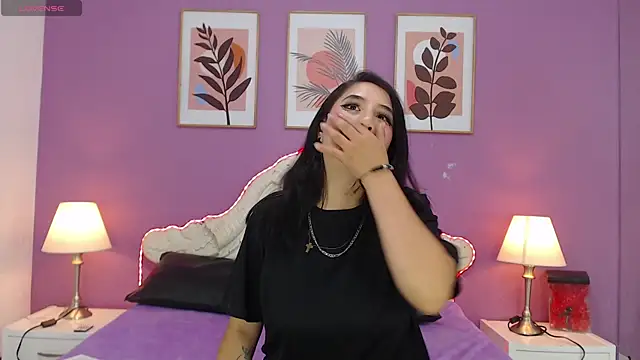YayaQueen online show from June 3, 12:17 pm