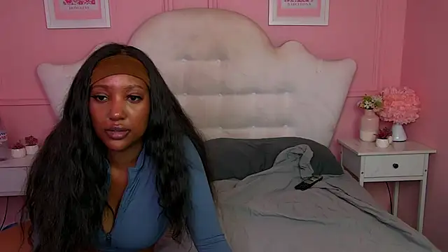 NyaraBuenoBabestationx online show from July 6, 8:11 pm
