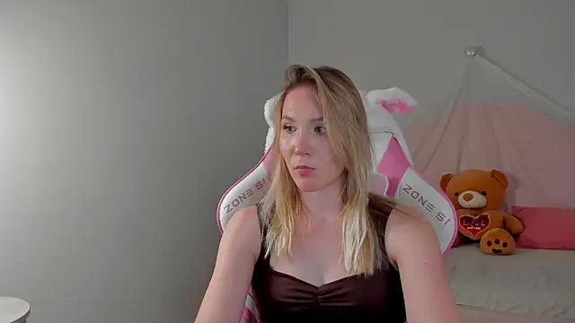 ElaraVoltage online show from April 7, 5:37 pm