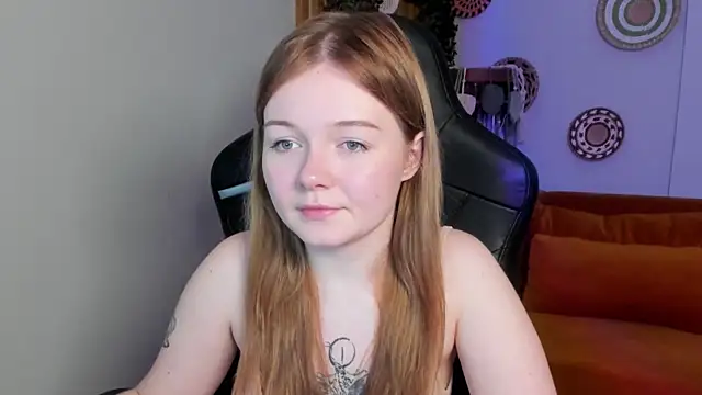 ElinaVale online show from March 17, 5:39 pm