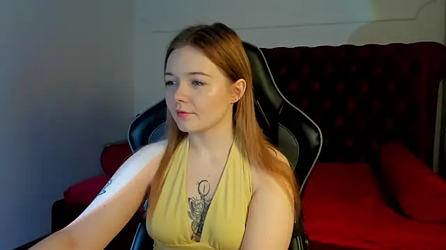 ElinaVale online show from March 29, 5:06 am