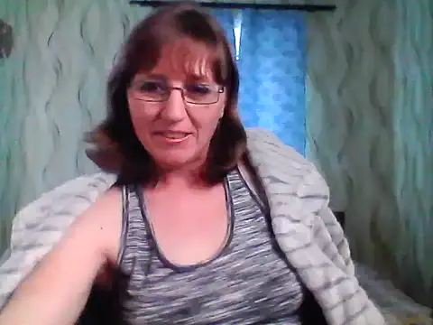 Alisaprice077 online show from April 7, 9:00 am