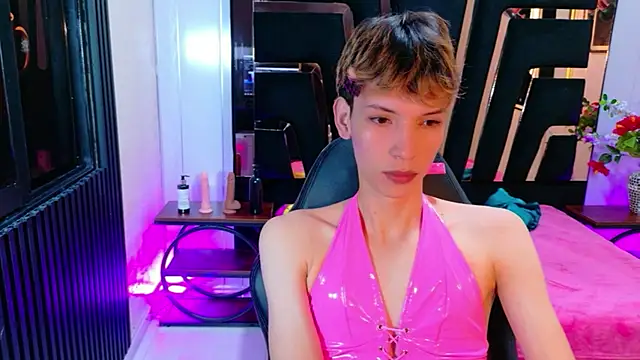 Stefany PiInk online show from March 29, 1:21 pm