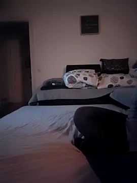janalisa online show from May 2, 9:07 pm