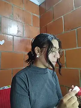 Amanda x1 online show from April 13, 7:58 pm