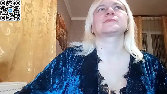 DiamondLady555 online show from March 21, 8:03 pm