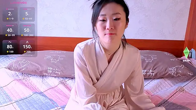 AikooYamada online show from April 7, 6:15 am