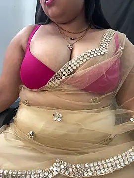 ms daizy online show from April 13, 12:28 pm