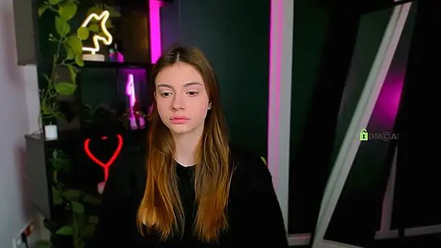 mia bamby1 online show from April 10, 5:13 am