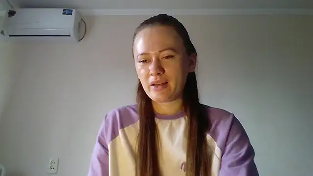 Whisper Of Desire online show from April 14, 11:10 am