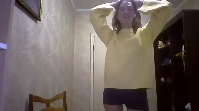 ElenoreHolguin online show from March 18, 7:19 pm