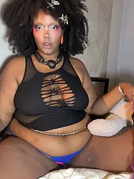 juicy janet online show from July 11, 2:44 am